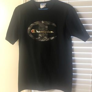 Champion camo logo t shirt